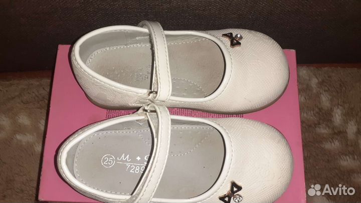 Туфли для девочки 25