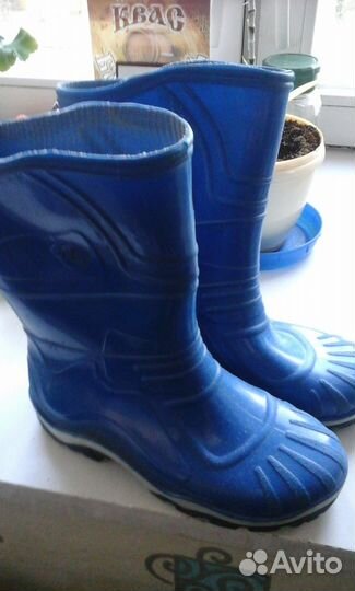 Резиновые сапоги
