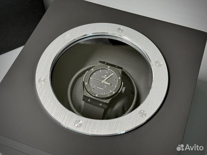 Часы Hublot Classic Fusion Black Magic 42 mm