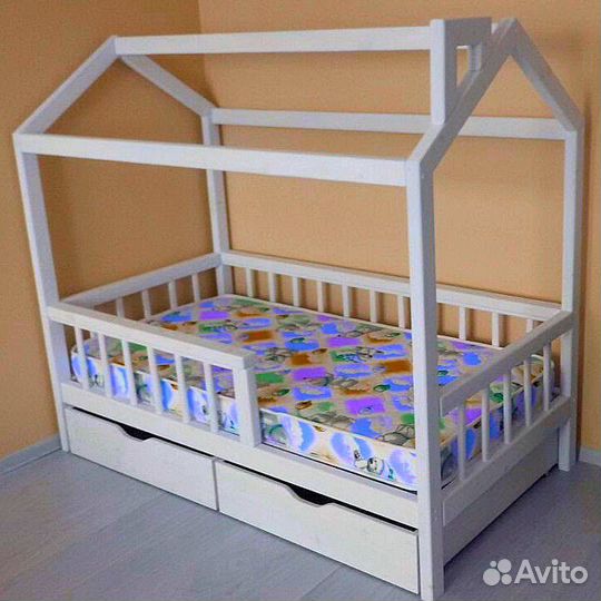 Кровать-домик. Двухьярусные. Подростковые