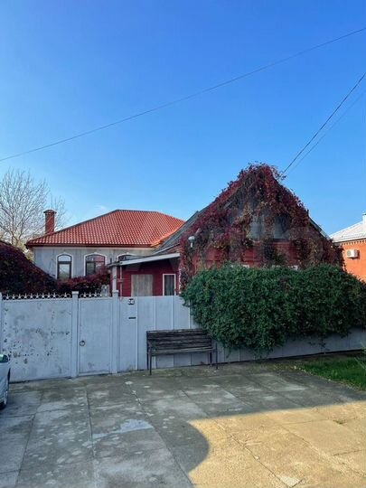 Дом 220 м² на участке 11 сот.