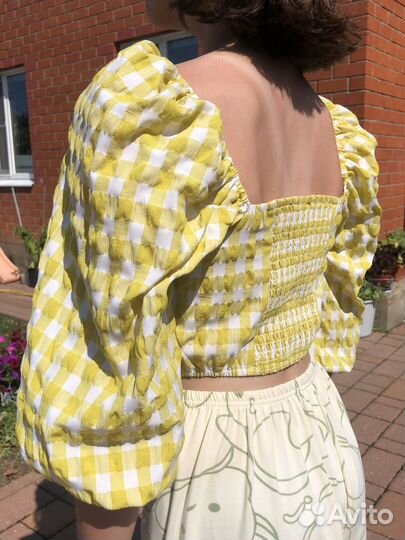 Топ с рукавами