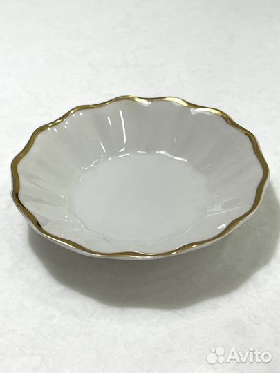 Блюдца фарфоровые Чехословакия