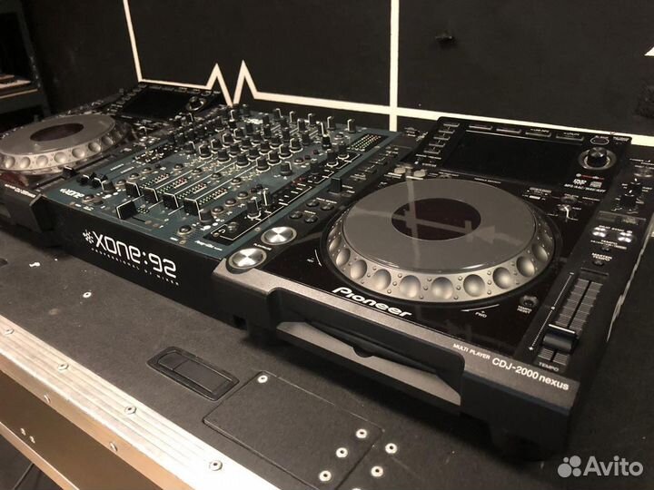 CD проигыватели Pioneer CDJ 2000 Nexus