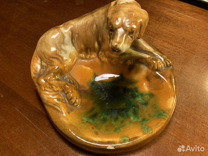Пепельница фаянсовая собака СССР со сколом