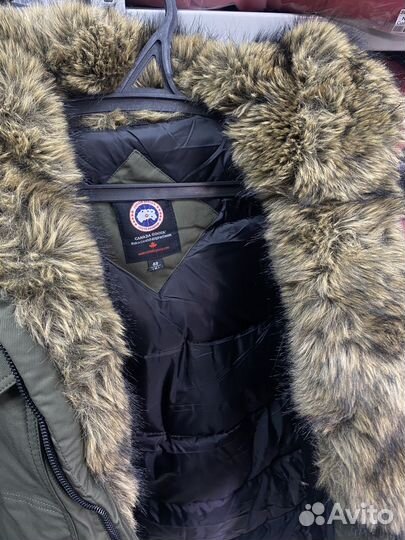 Куртка зимняя Canada Goose