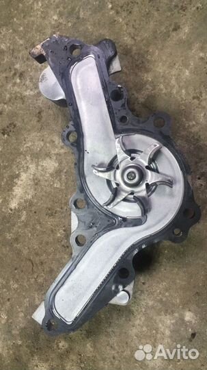 Водяная помпа и ролики mitsubishi outlander