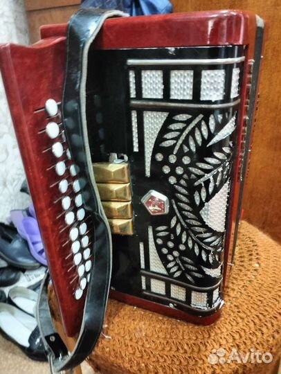Гармонь тульская