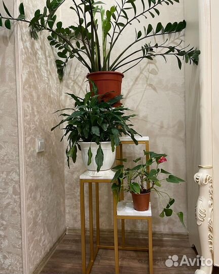 Подставка под цветы