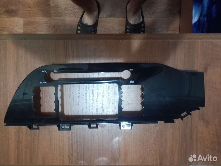 Магнитола штатная Киа Рио 4 с рамкой