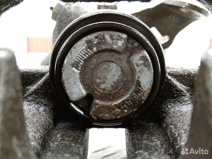 Суппорт задний правый для Peugeot-Citroen 307