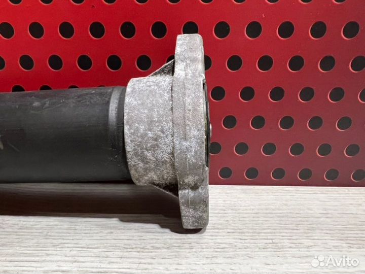 Амортизатор задний Mercedes-Benz C-Class W205 2015