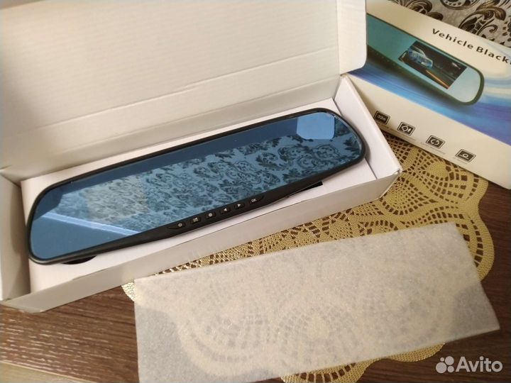 Зеркало регистратор с камерой заднего вида