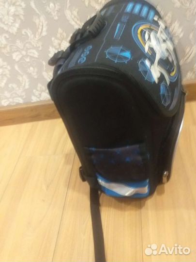 Школьный рюкзак