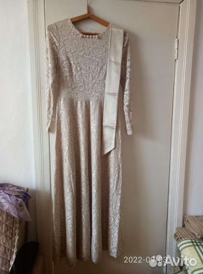 Вечернее платье