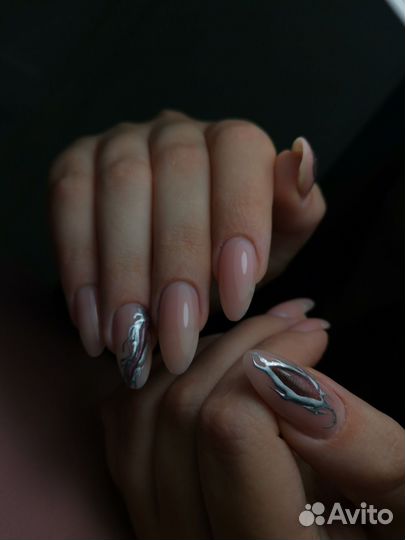 Мастер маникюра