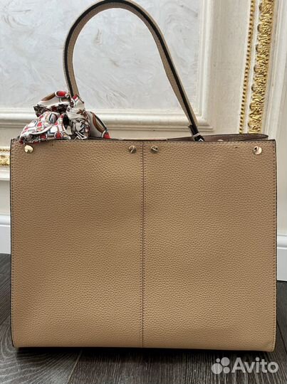 Женская сумка Fendi