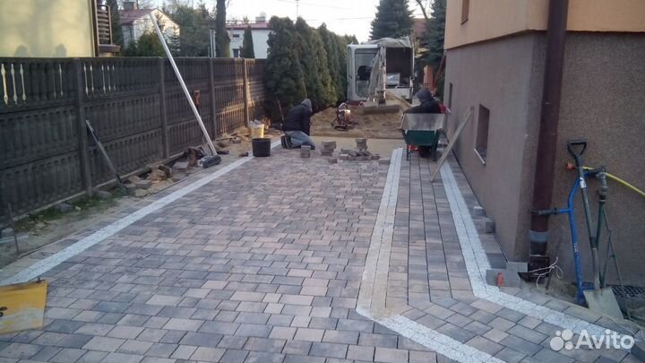 Укладка тротуарной плитки