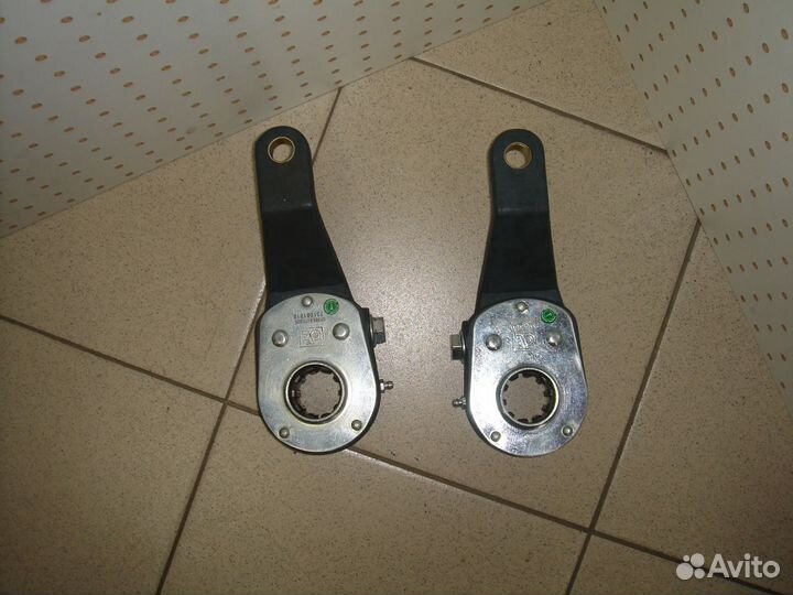 Регулятор зазора разж. вала scania 3/4s RH перед