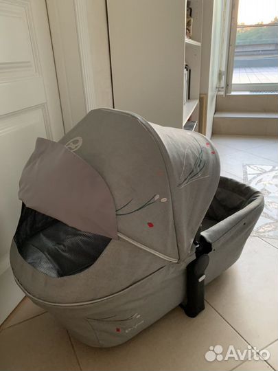 Коляска люлька Cybex Priam Koi Collection