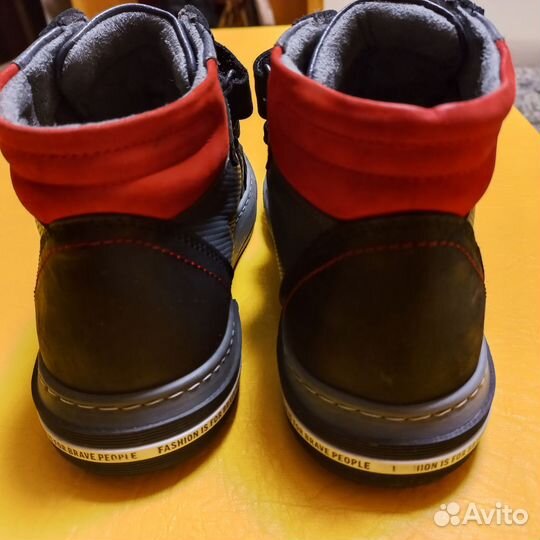 Ботинки демисезонные для мальчика, 35 размер
