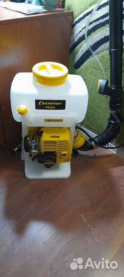 Бензиновый опрыскиватель Champion