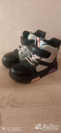 Ботинки для девочки