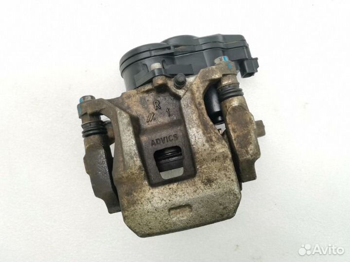 Суппорт задний правый Mitsubishi Outlander 3