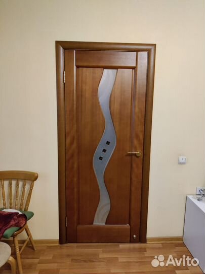 Двери межкомнатные из массива бу