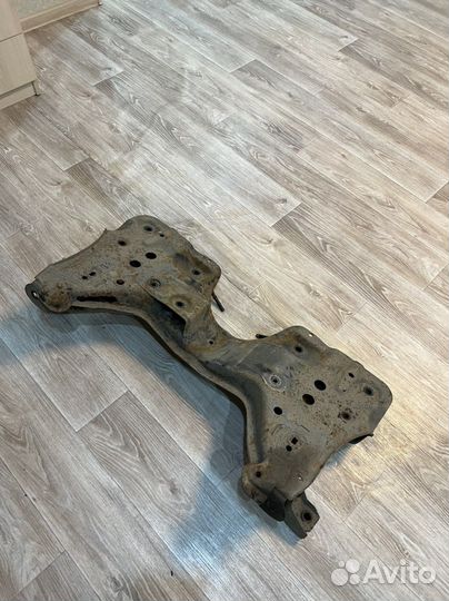 Подрамник на opel corsa