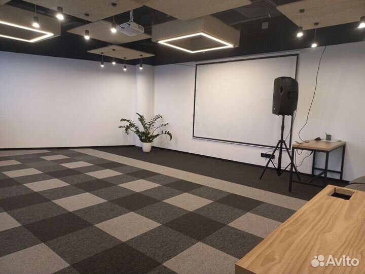 Конференц-зал, зал для мероприятия