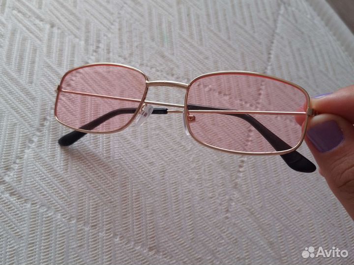 Розовые очки