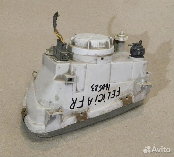 Фара правая Skoda Felicia