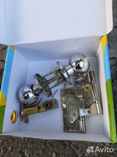 Петли для дверей, ручка-защелка кноб, комплект на