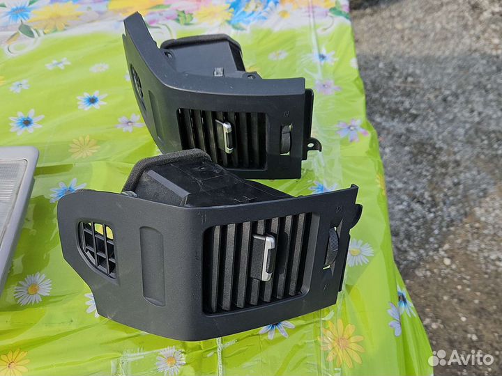 Дефлектора паджеро 4