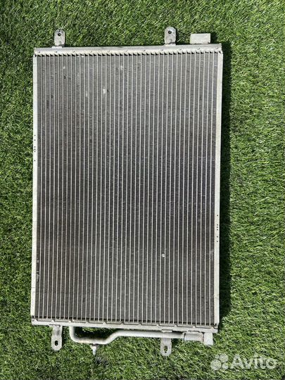 Радиатор кондиционера Audi A4 B6 8EC 8E0260401D