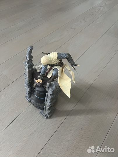 Assassins creed фигурки Альтаир