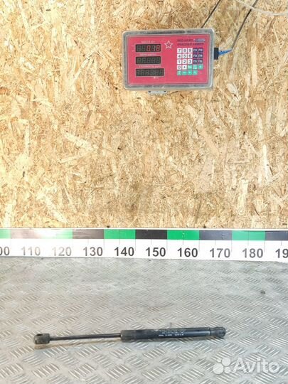 Амортизатор двери багажника Renault Megane 2003 20