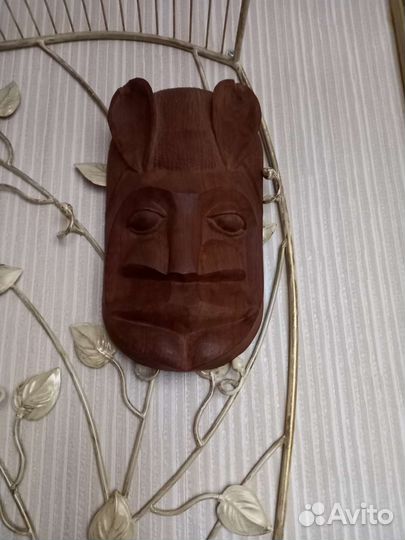 Африканская маска дерево