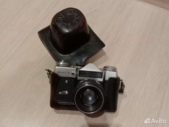 Фотоаппарат Зенит Е и Ломо
