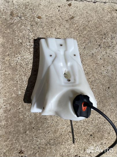 Топливный бак gr8 2t