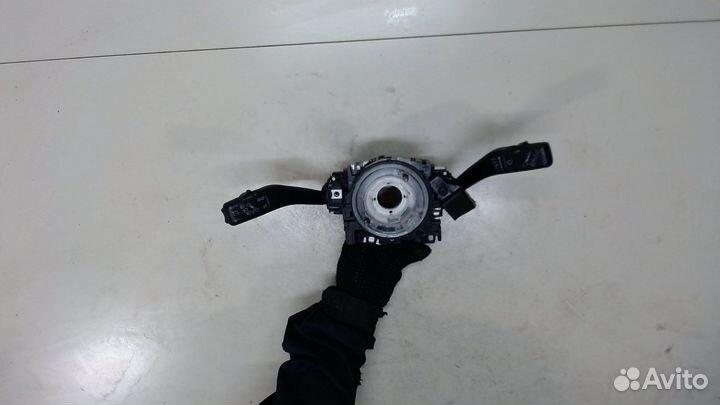 Переключатель поворотов и дворников Volkswagen Tou