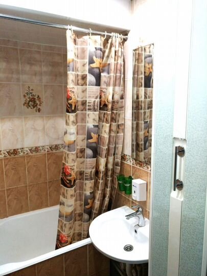 2-к. квартира, 44 м², 1/5 эт.