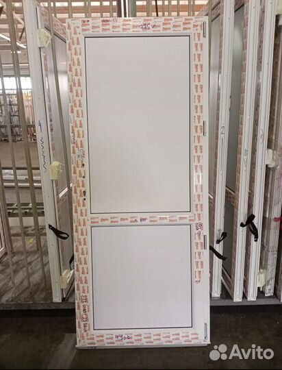 Пластиковые Двери. 750х2000. Липецк