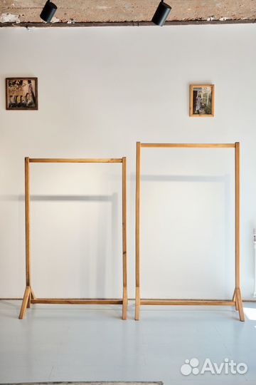 Рейл для одежды