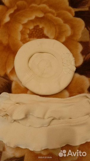 Берет женский вязаный