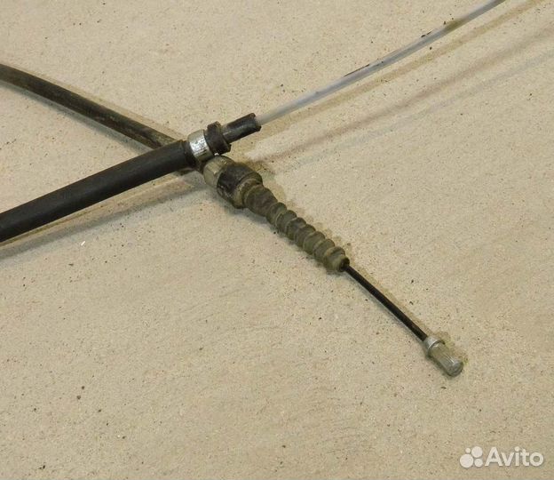 Трос заднего тормоза (дисковый) VW Passat B3