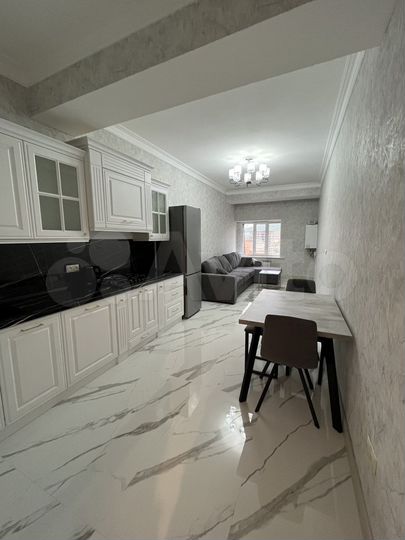 2-к. квартира, 73 м², 10/11 эт.