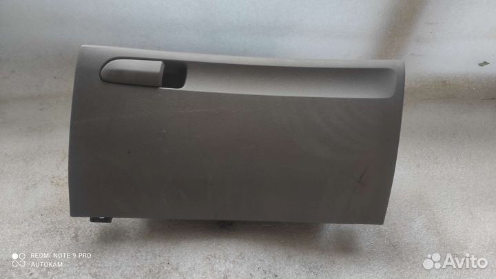 Бардачок Honda civic 4D