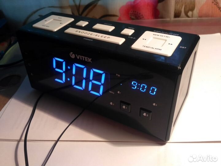 Часы электронные с радио